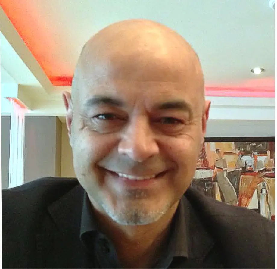 Dr Iraj Almasi_Sidcup Dental Spa